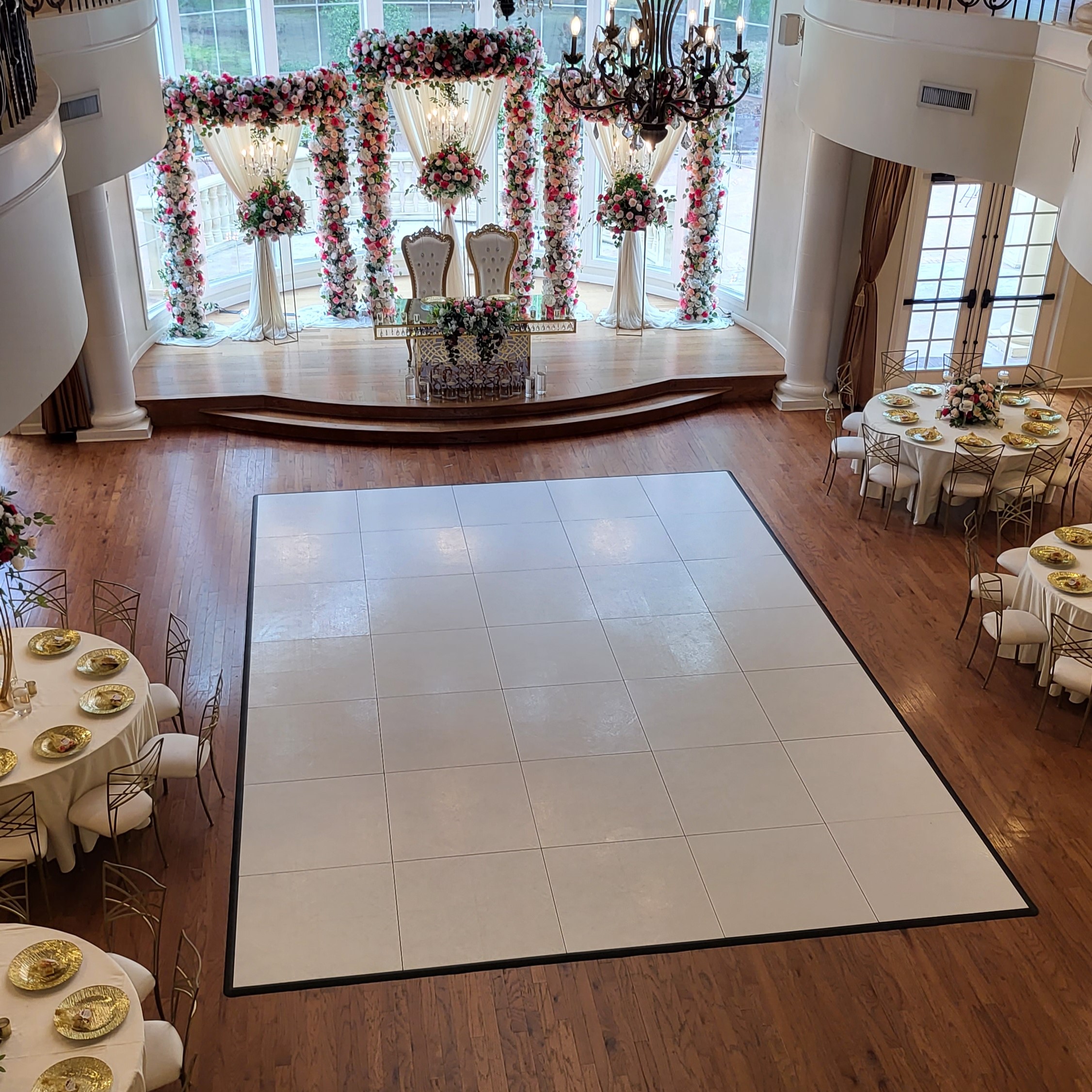 White Panel Dancefloor 1